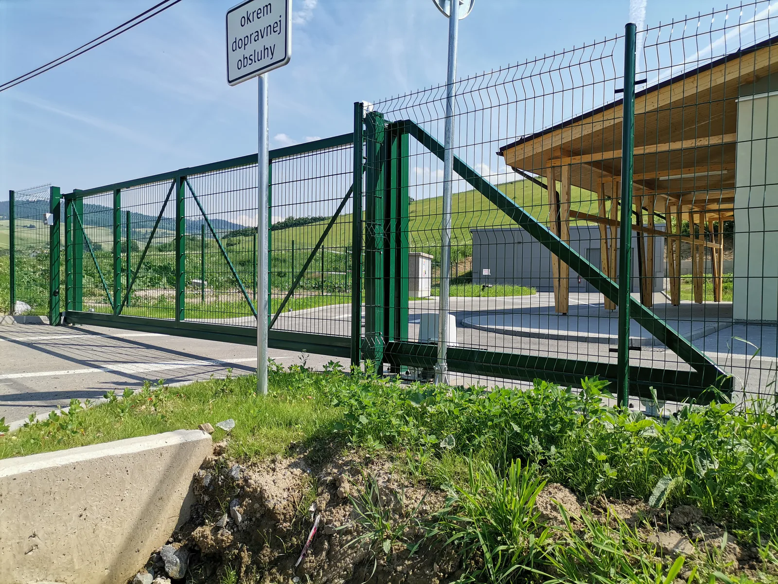 Samonosné posuvné brány – ukážka realizácie 1